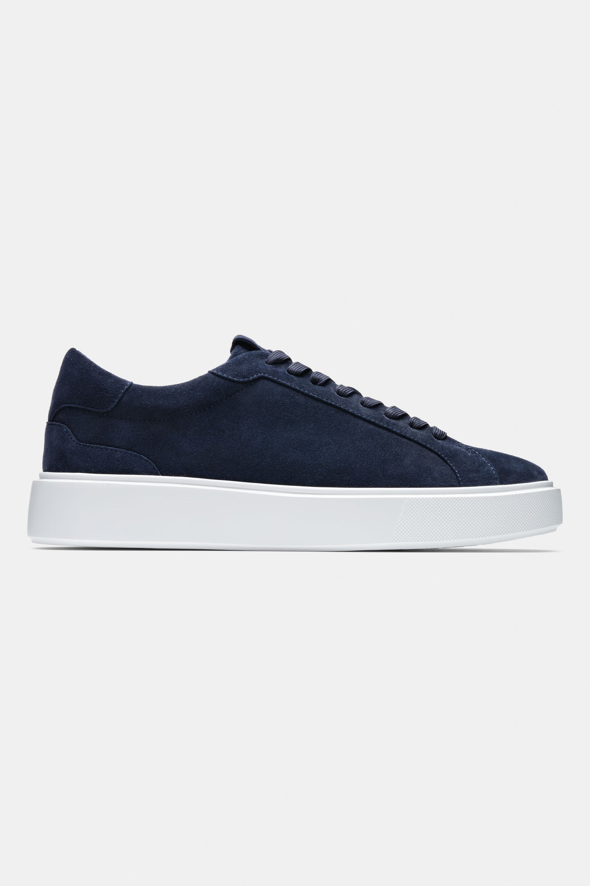 THE CLASSIC SUEDE TRAINER