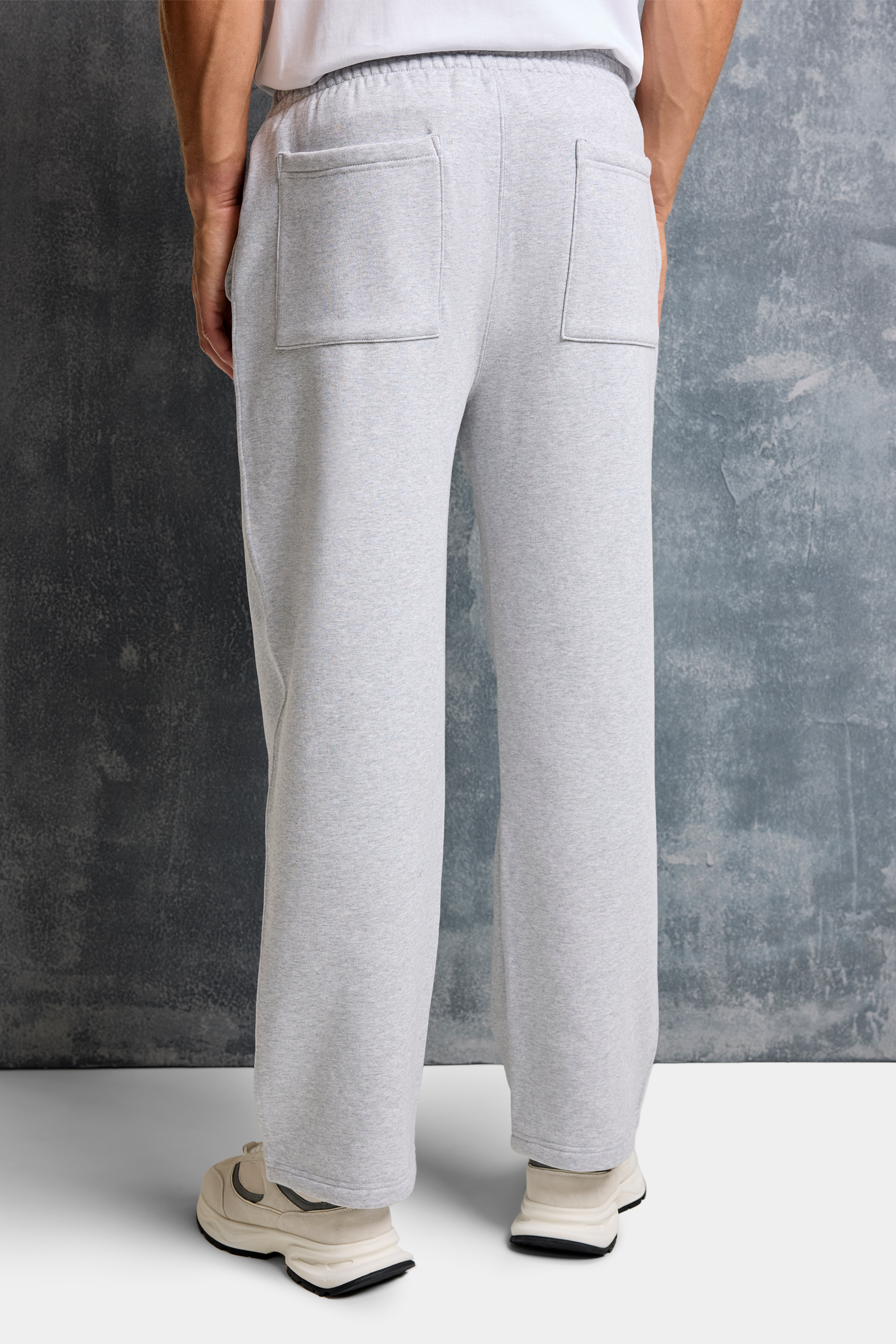 THE MILAN JOGGER